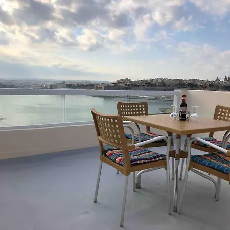Holiday home Please Remove My Listing I Have Already Tried Sending Request Months Ago